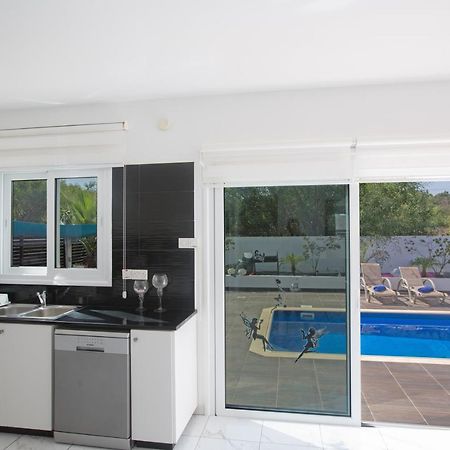 Broadway Villas Protaras Eksteriør bilde