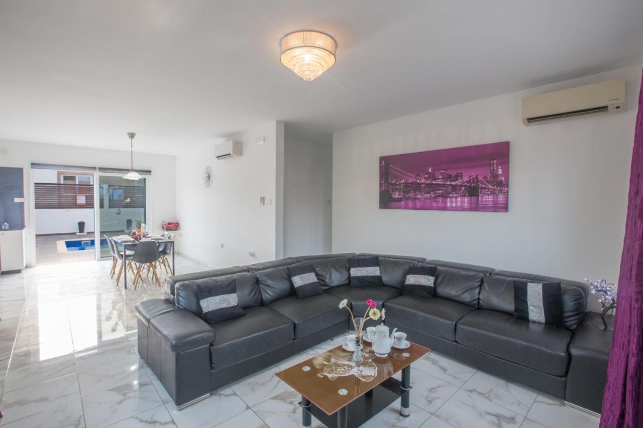 Broadway Villas Protaras Eksteriør bilde