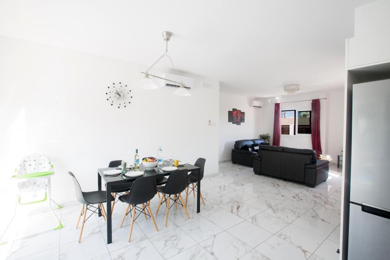 Broadway Villas Protaras Eksteriør bilde